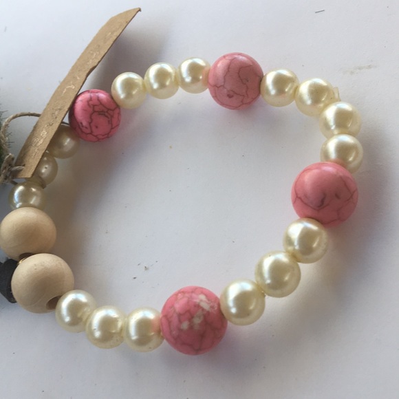 Stretchy Bracelet - Picture 3 of 3